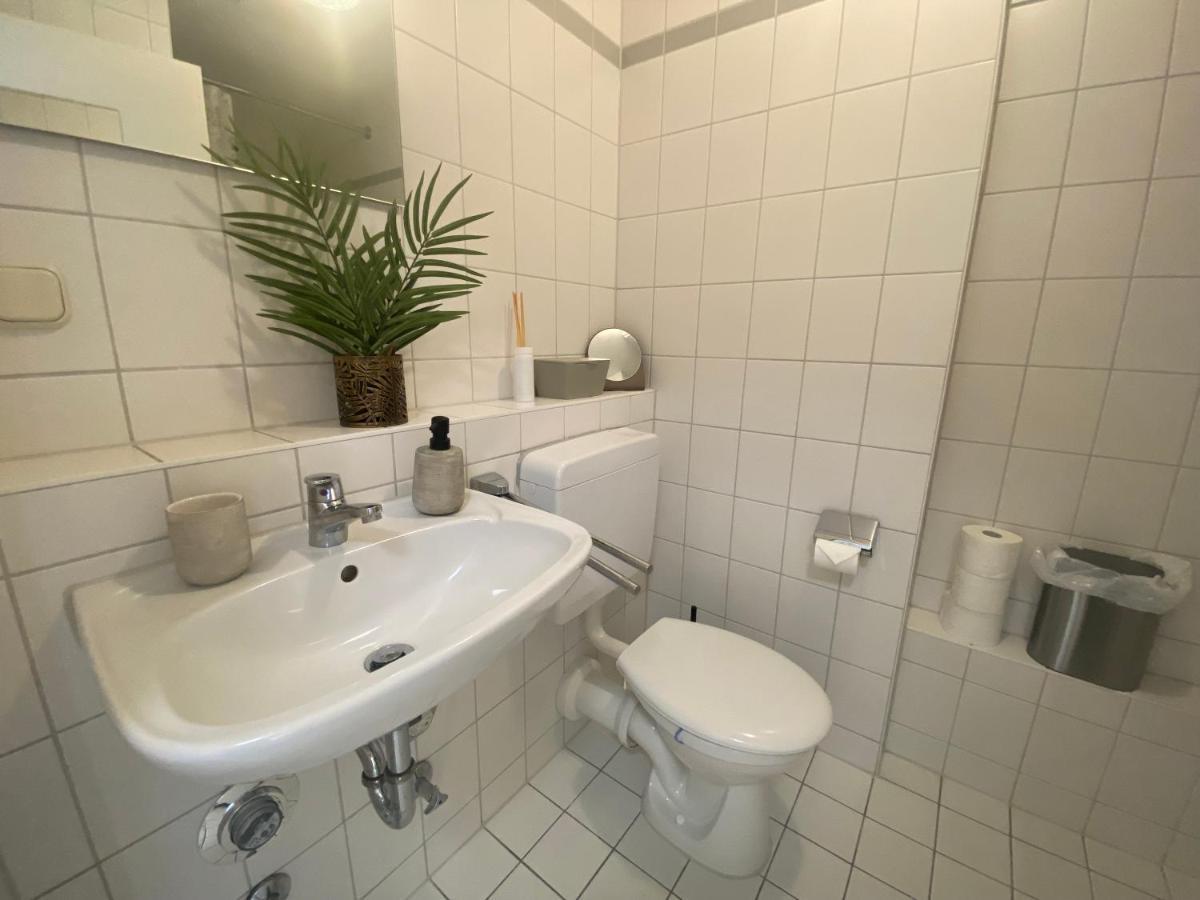 Charming Apartment - Balcony - Wifi - Kitchen Магдебург Екстериор снимка